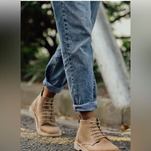 NWOT Veldskoen Heritage Farmer (Gey Sole)